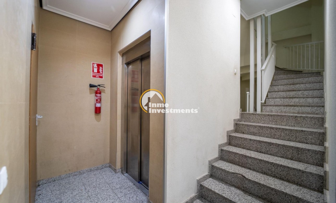 Reventa - Apartamento - Torrevieja - Acequion