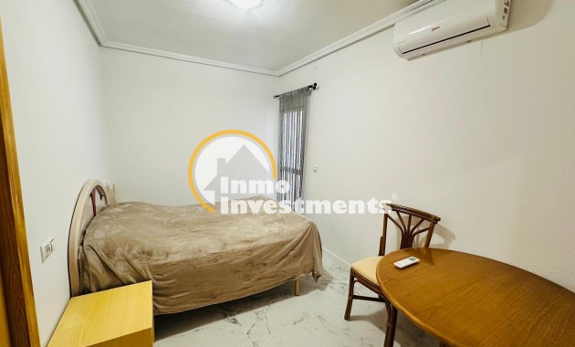 Reventa - Apartamento - Torrevieja - Acequion