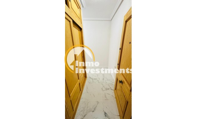 Reventa - Apartamento - Torrevieja - Acequion