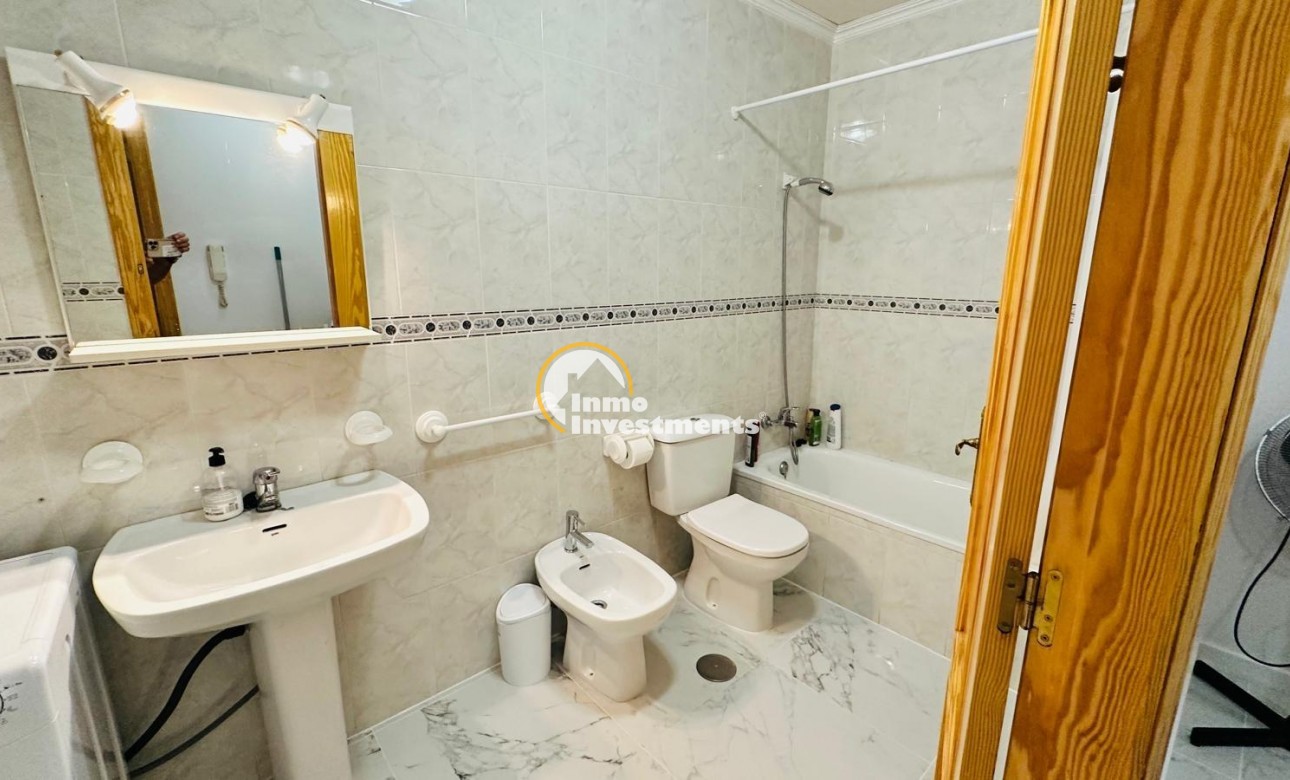 Reventa - Apartamento - Torrevieja - Acequion