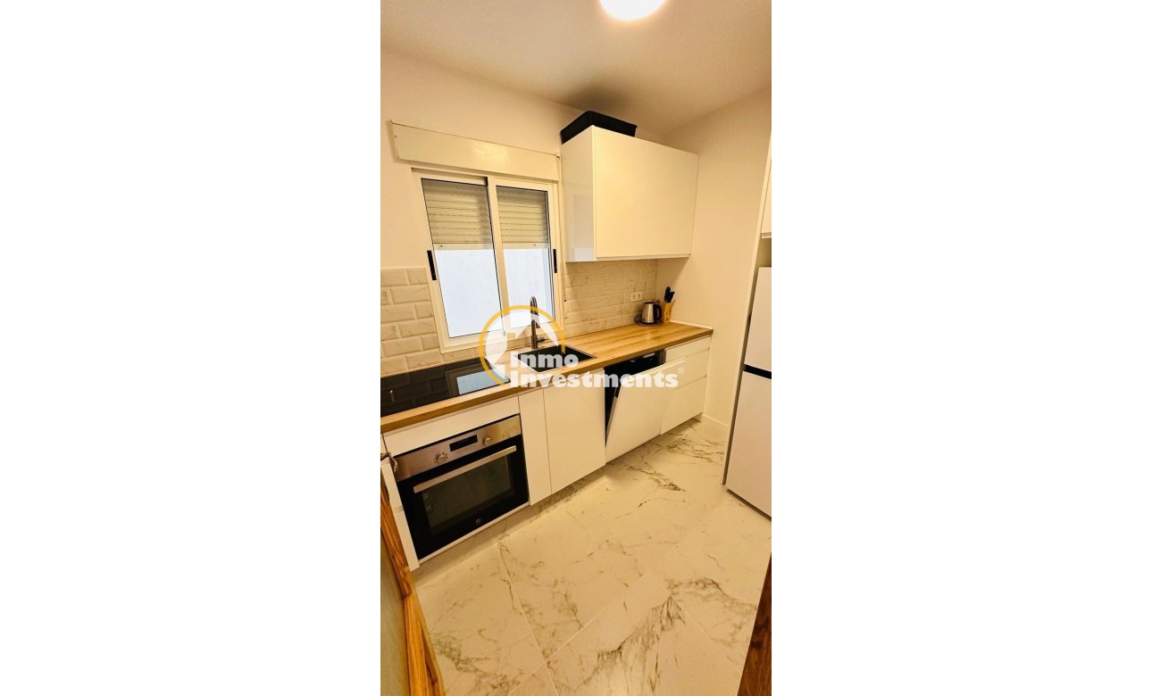 Reventa - Apartamento - Torrevieja - Acequion