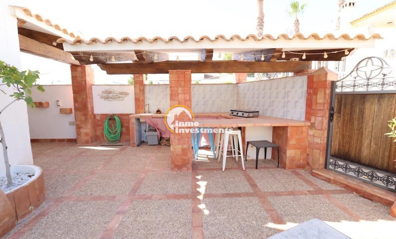 Resale - Villa - Villamartin - Plaza