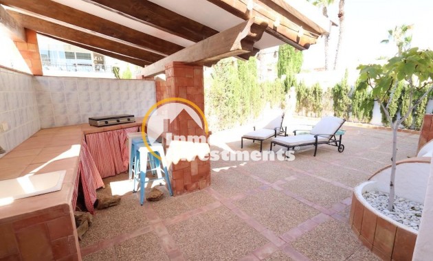Resale - Villa - Villamartin - Plaza