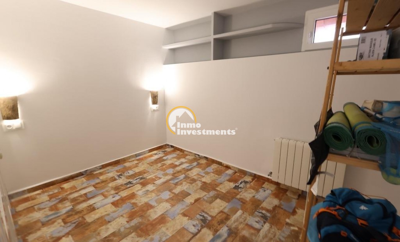 Resale - Villa - Villamartin - Plaza