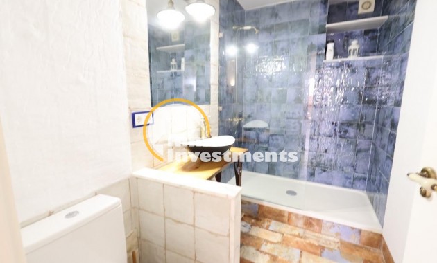 Resale - Villa - Villamartin - Plaza