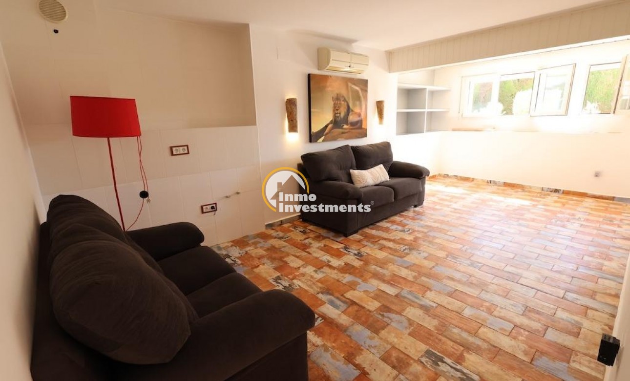 Resale - Villa - Villamartin - Plaza