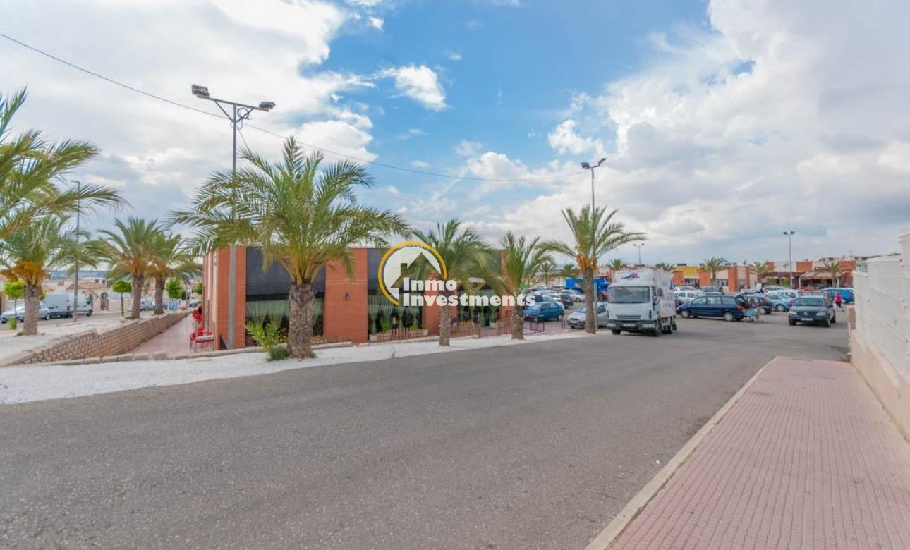 Alquiler larga temporada - Local comercial - San Fulgencio - La Marina