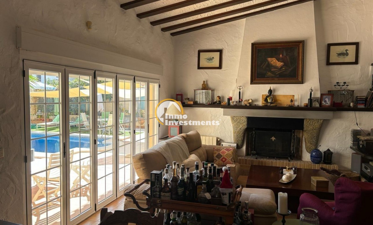 Resale - Villa - Torrevieja - Los Balcones - Los Altos del Edén