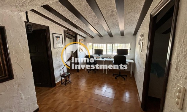 Resale - Villa - Torrevieja - Los Balcones - Los Altos del Edén