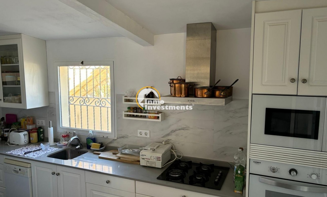 Resale - Villa - Torrevieja - Los Balcones - Los Altos del Edén