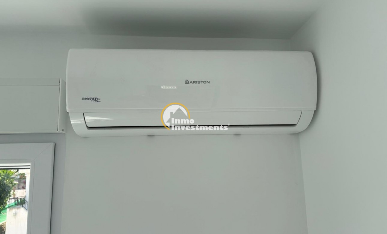 Resale - Villa - Torrevieja - Los Balcones - Los Altos del Edén