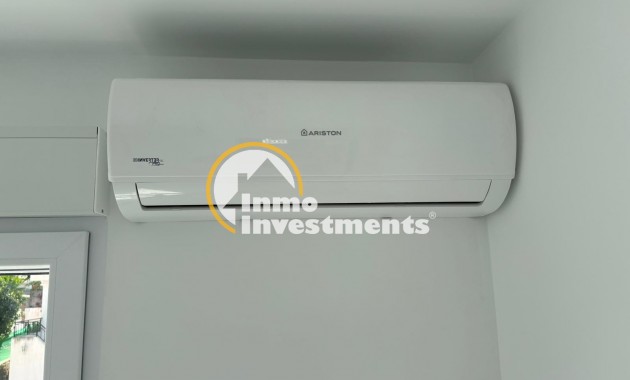 Resale - Villa - Torrevieja - Los Balcones - Los Altos del Edén