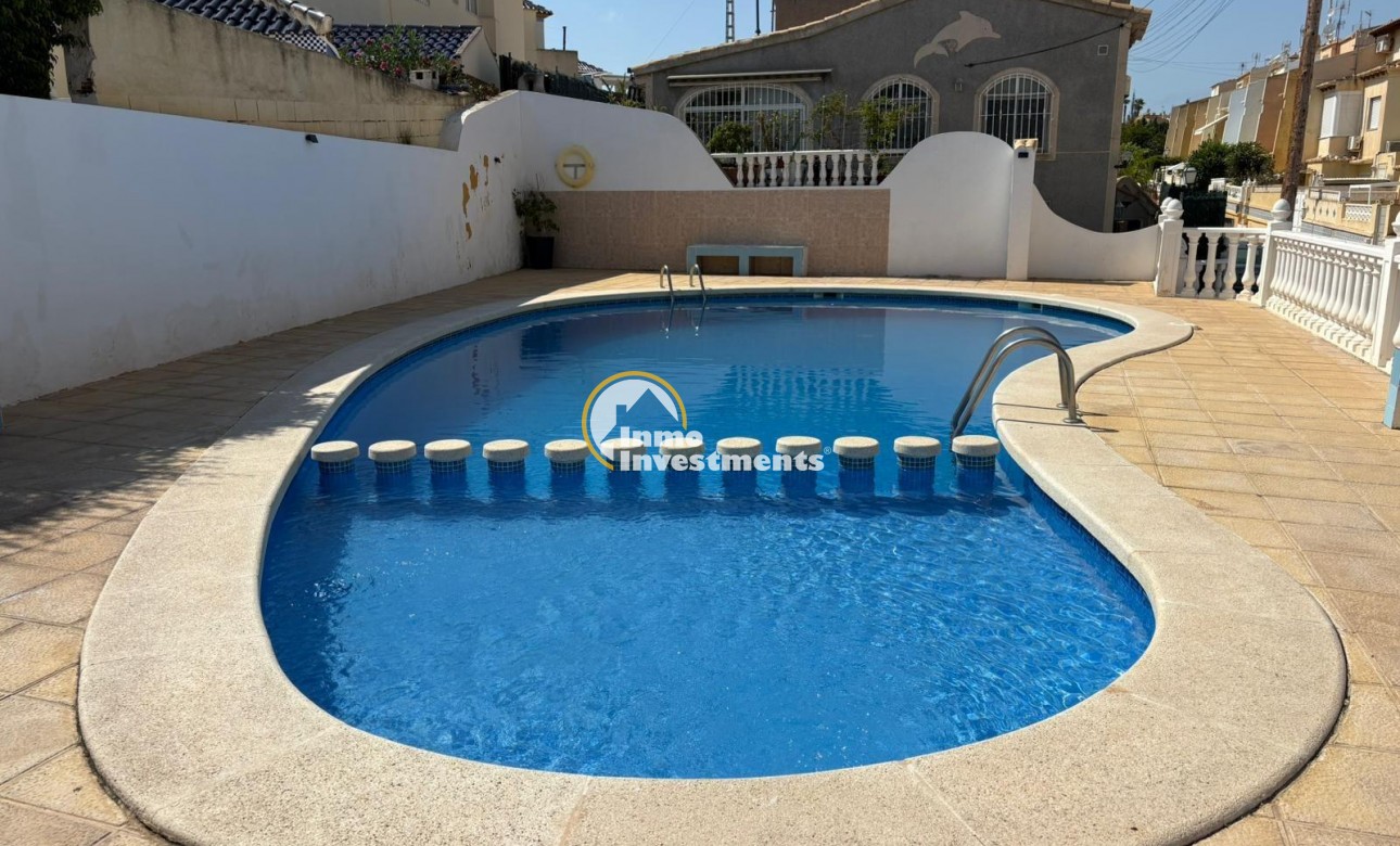 Resale - Villa - Torrevieja - Los Balcones - Los Altos del Edén