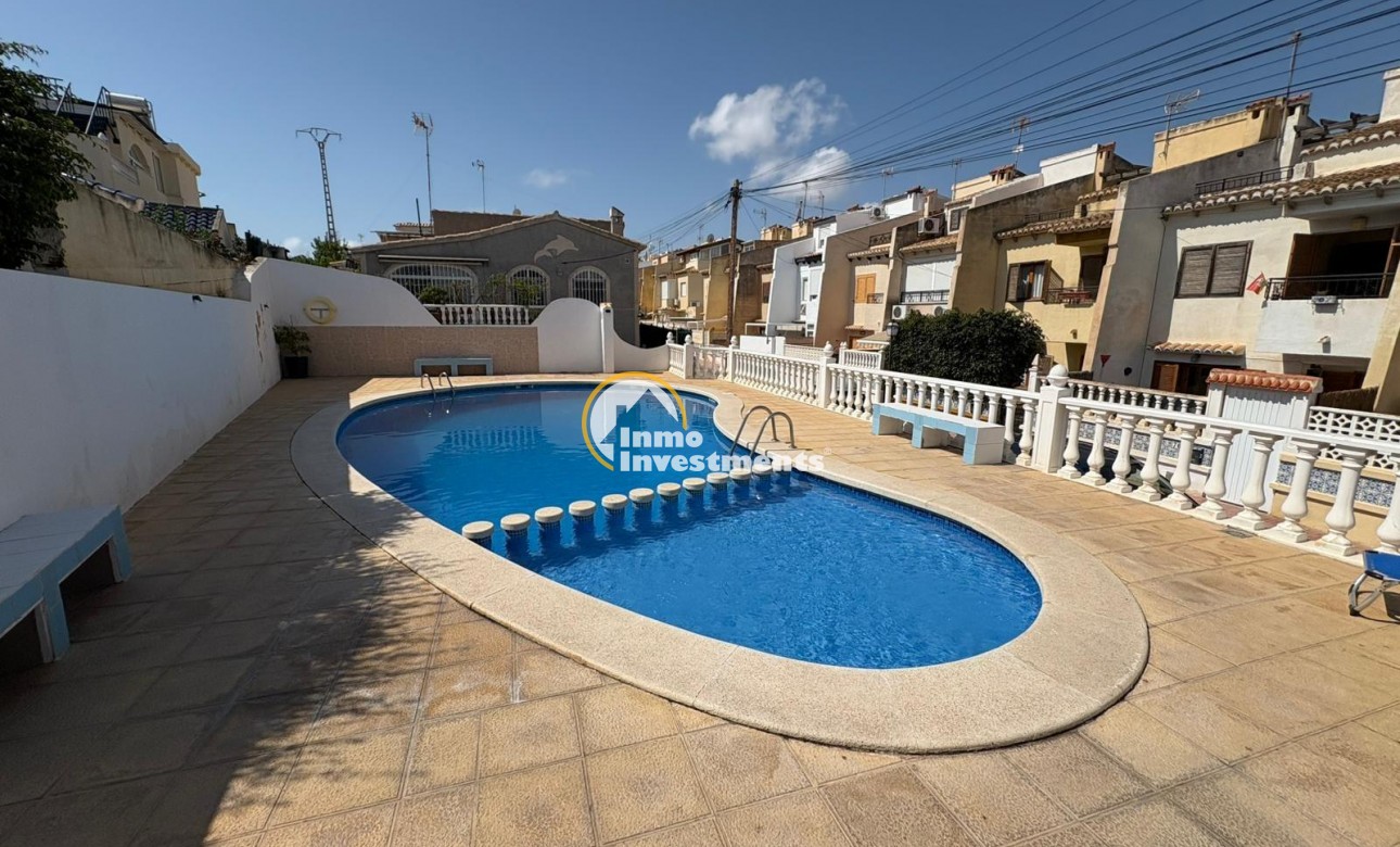 Resale - Villa - Torrevieja - Los Balcones - Los Altos del Edén