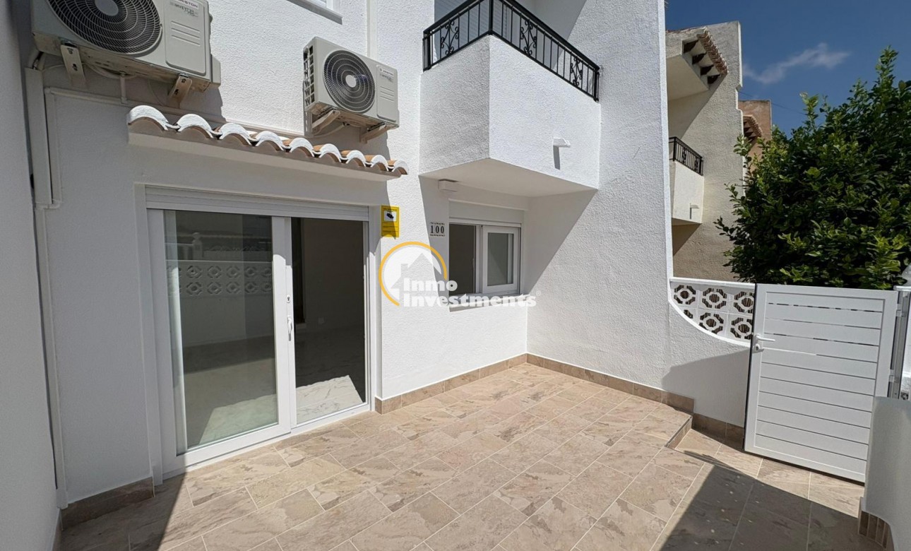 Resale - Villa - Torrevieja - Los Balcones - Los Altos del Edén