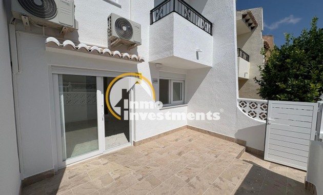 Resale - Villa - Torrevieja - Los Balcones - Los Altos del Edén