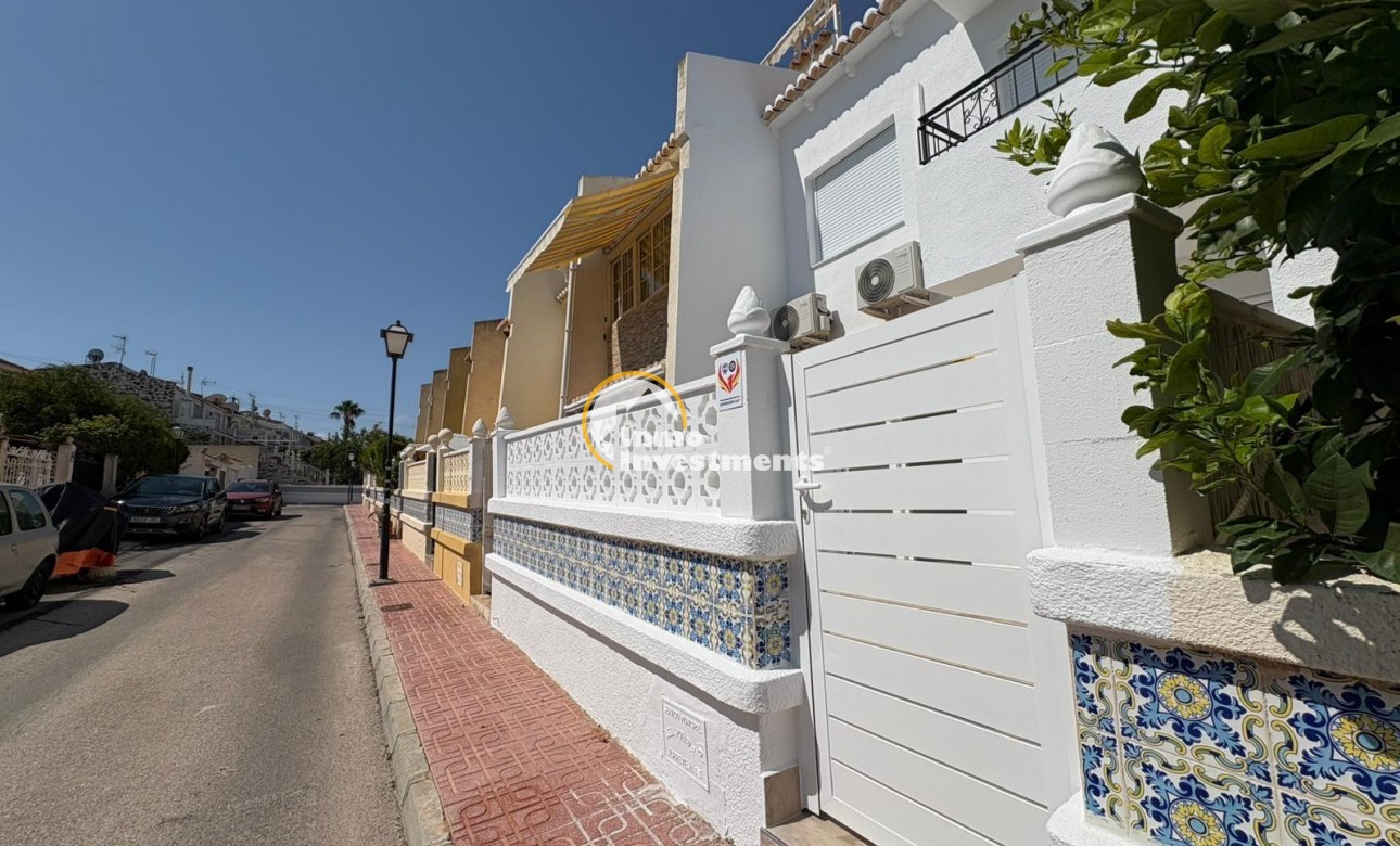 Resale - Villa - Torrevieja - Los Balcones - Los Altos del Edén