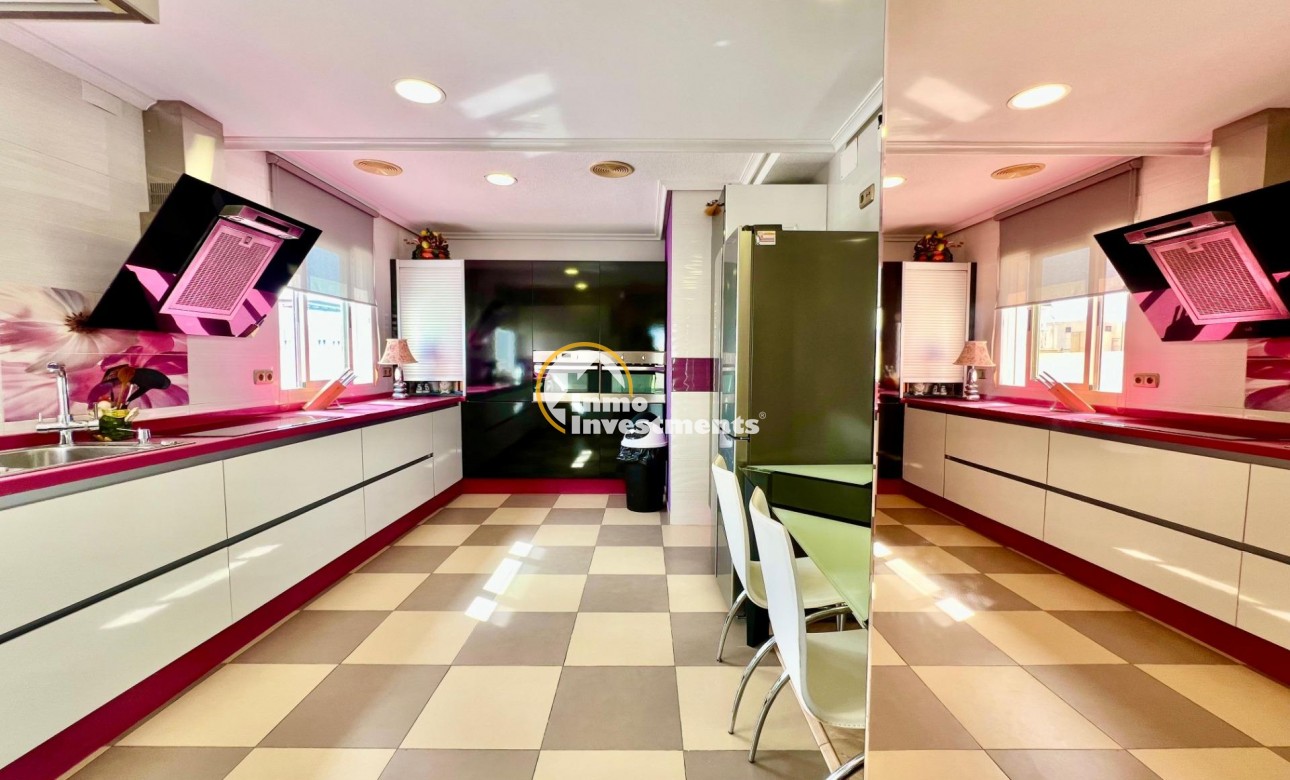 Reventa - Ático - Torrevieja - La Mata pueblo