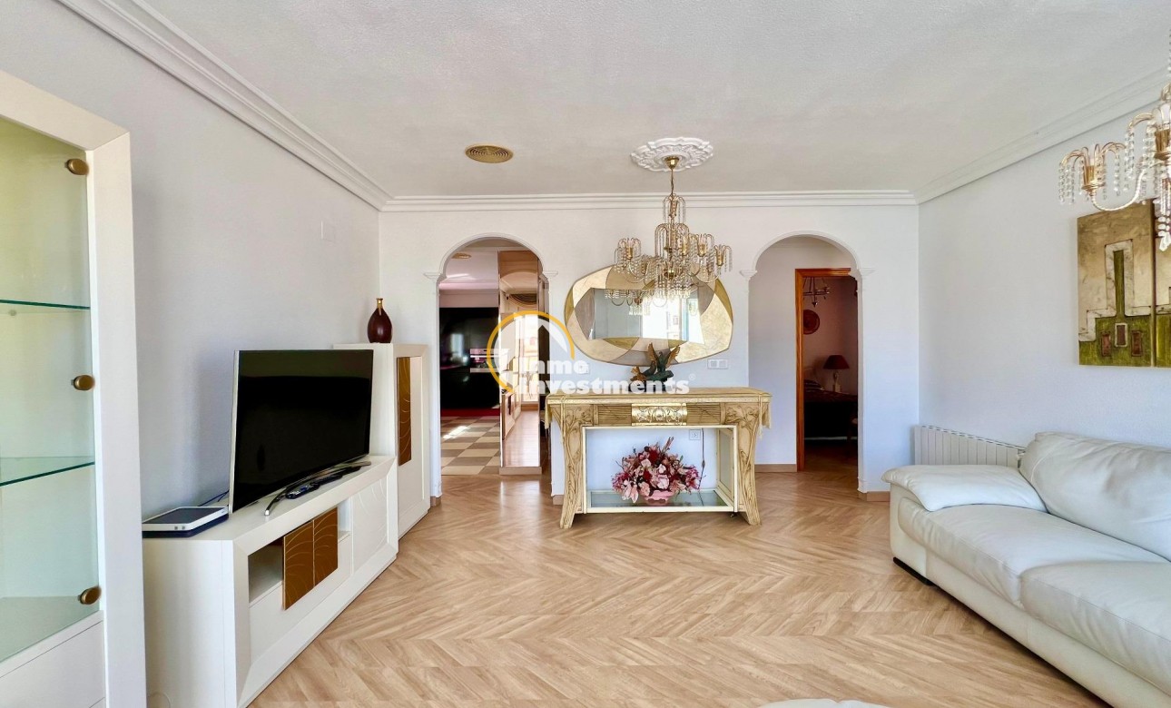 Reventa - Ático - Torrevieja - La Mata pueblo