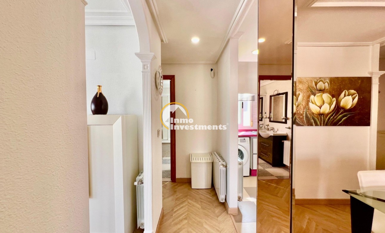 Reventa - Ático - Torrevieja - La Mata pueblo