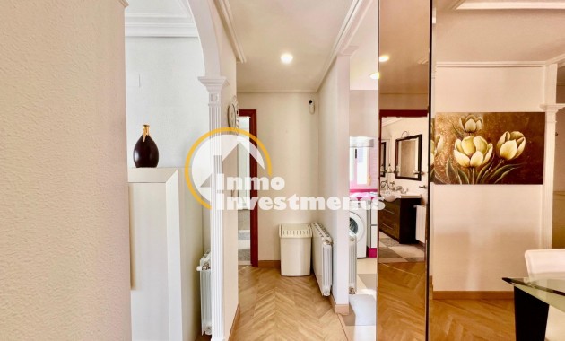 Reventa - Ático - Torrevieja - La Mata pueblo