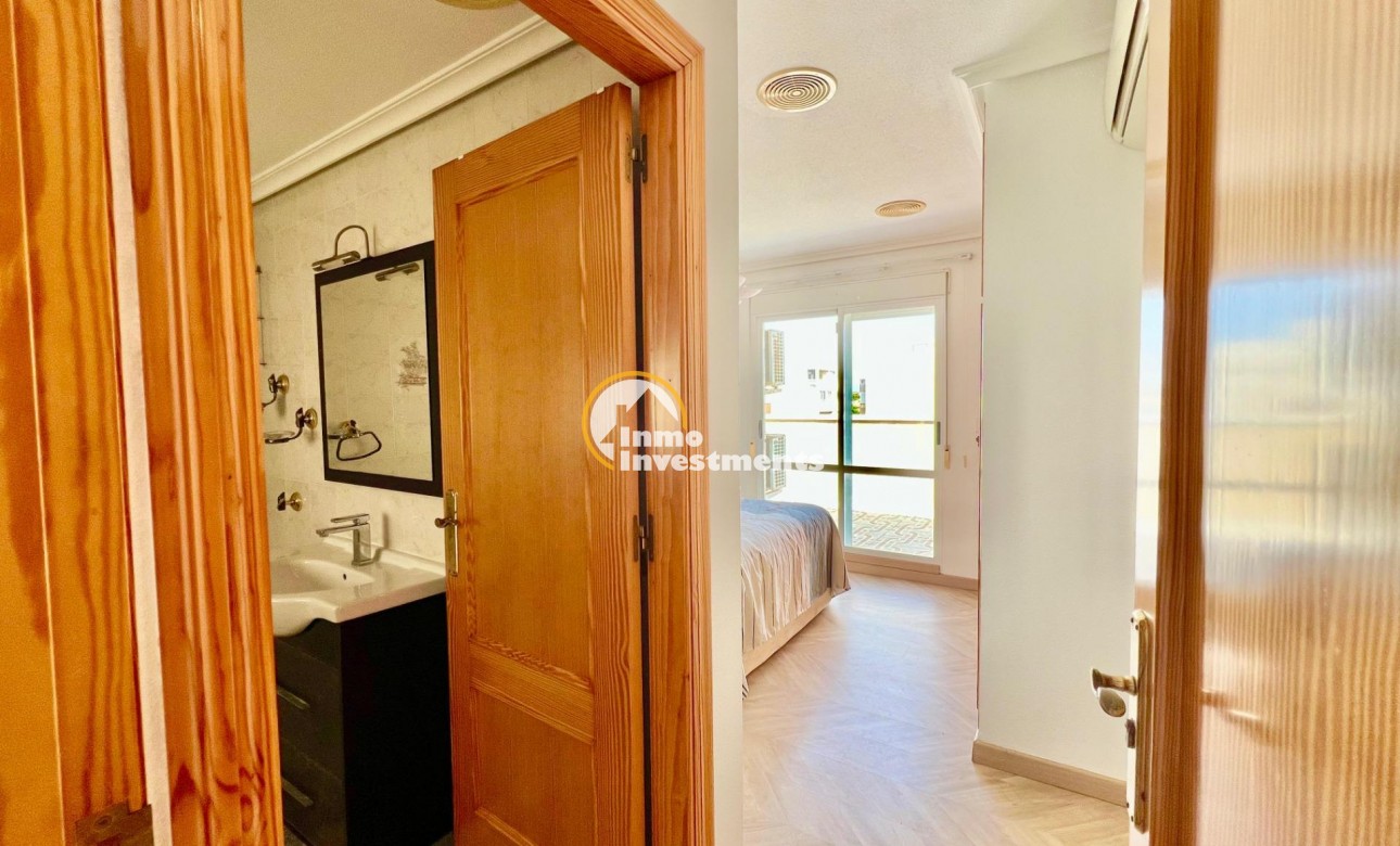 Reventa - Ático - Torrevieja - La Mata pueblo