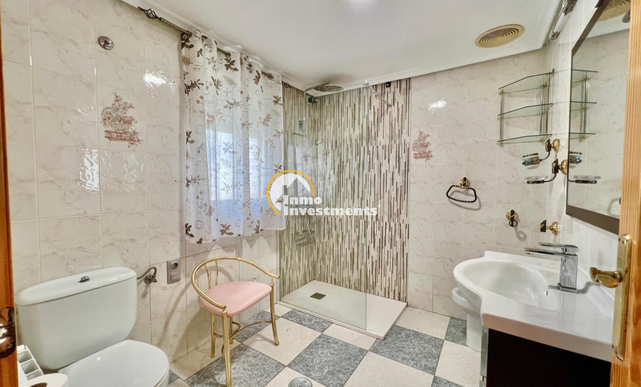 Reventa - Ático - Torrevieja - La Mata pueblo