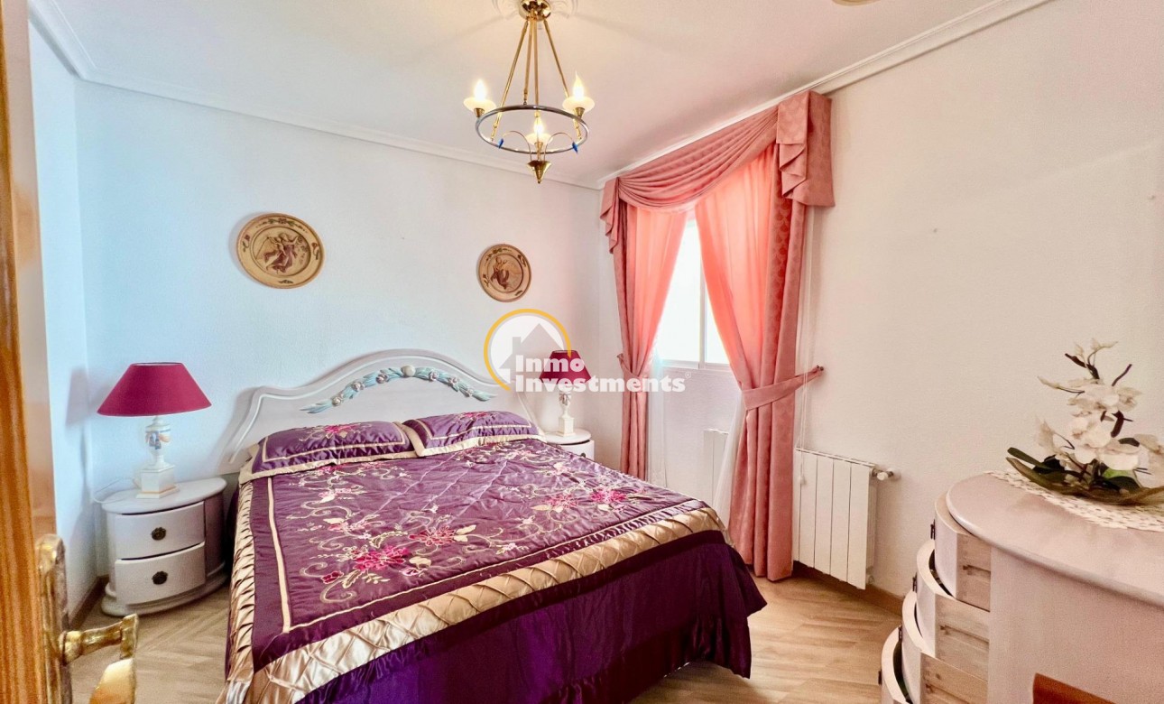 Reventa - Ático - Torrevieja - La Mata pueblo