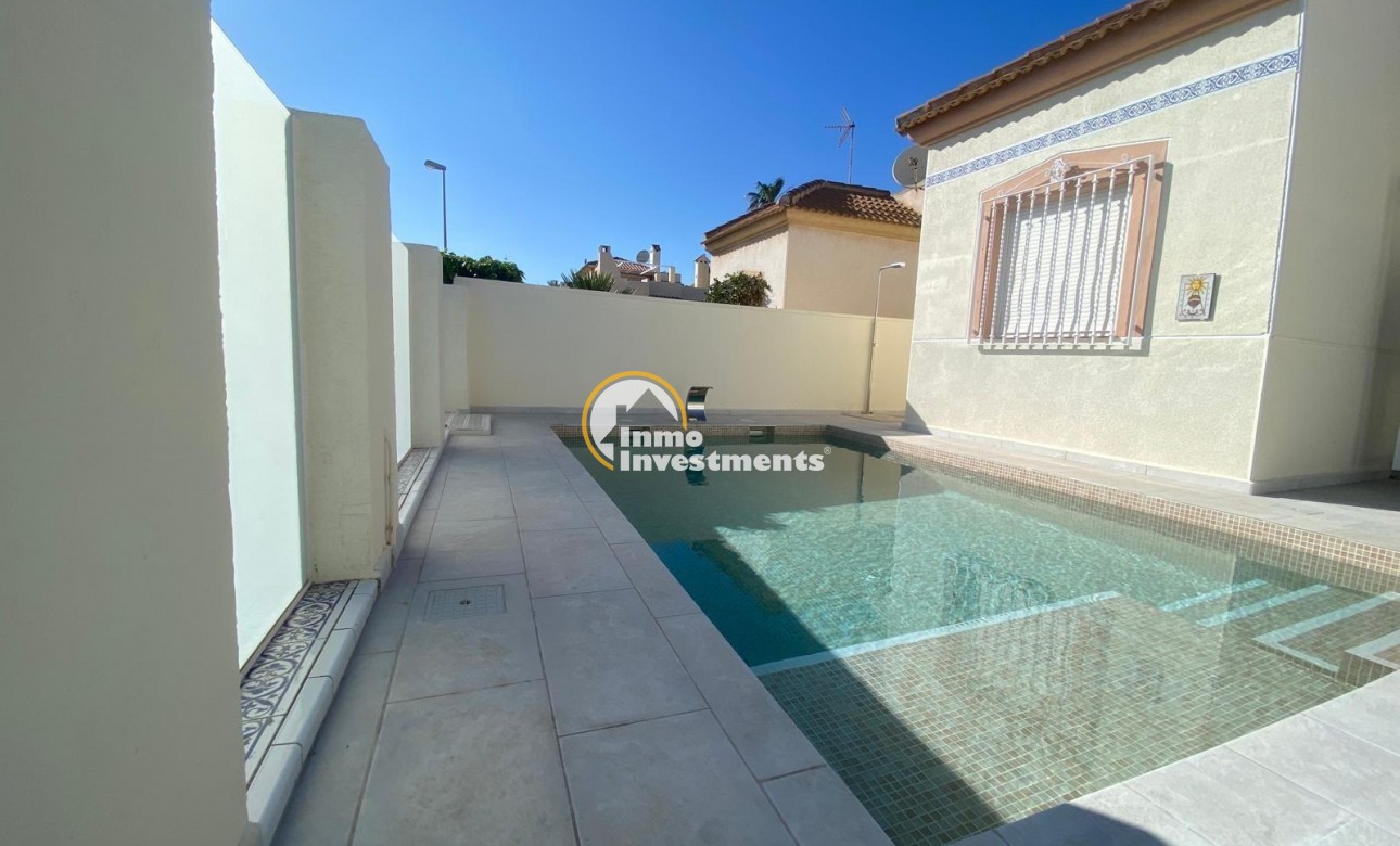 Till salu - Villa - Torrevieja - Torreblanca