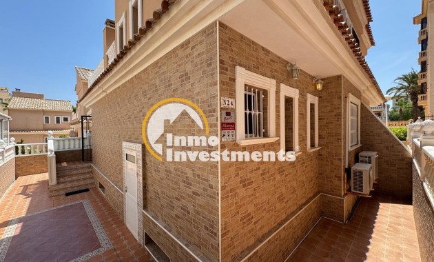 Reventa - Chalet independiente - Guardamar del Segura - Urbanizaciones