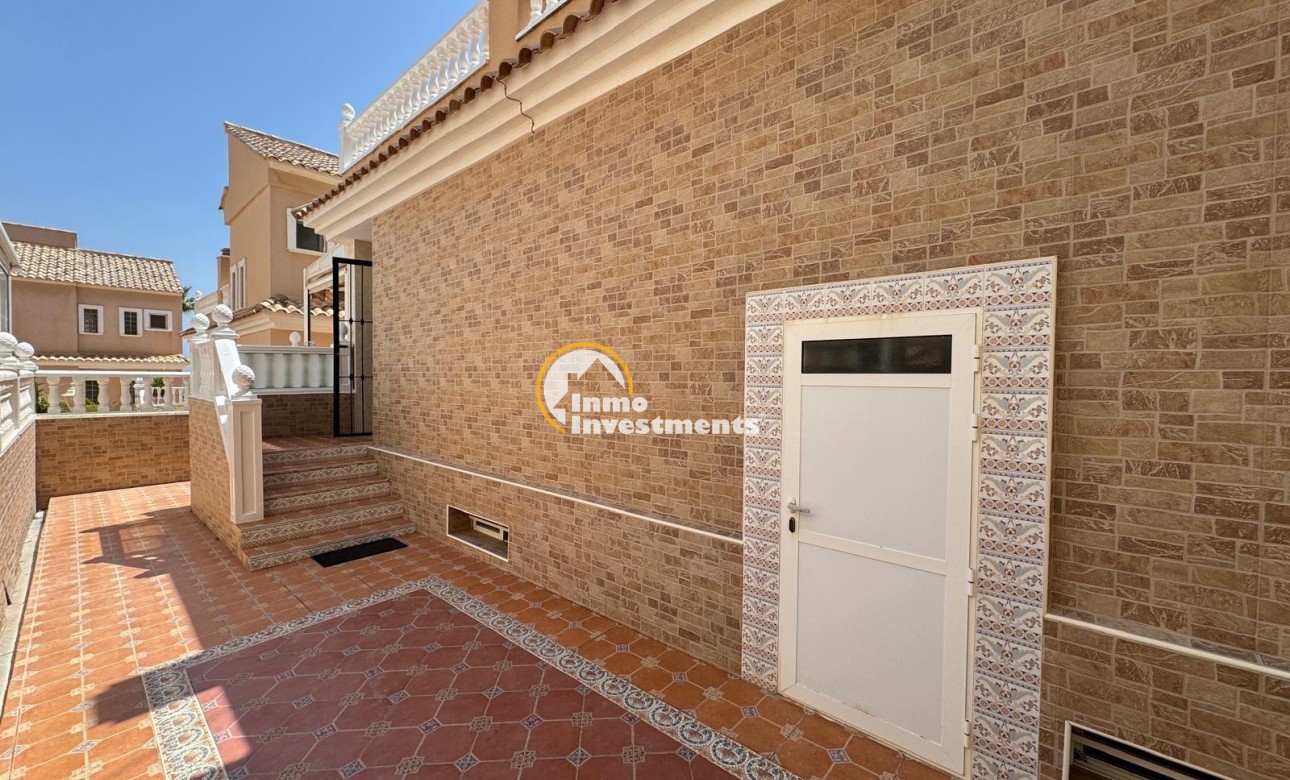 Reventa - Chalet independiente - Guardamar del Segura - Urbanizaciones