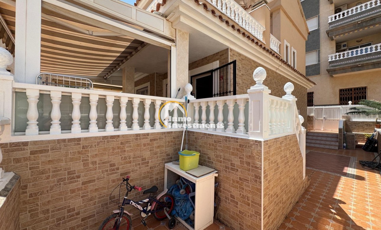 Reventa - Chalet independiente - Guardamar del Segura - Urbanizaciones