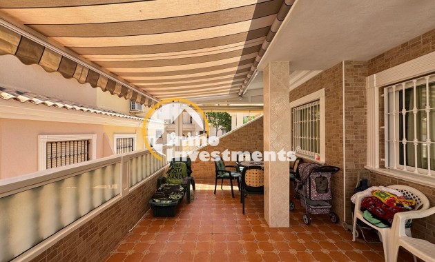 Reventa - Chalet independiente - Guardamar del Segura - Urbanizaciones