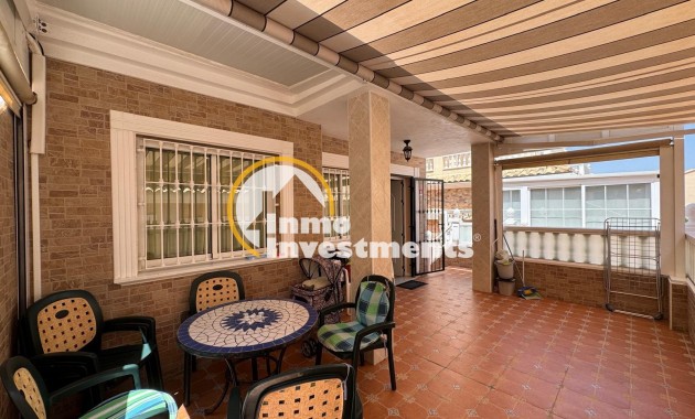 Reventa - Chalet independiente - Guardamar del Segura - Urbanizaciones