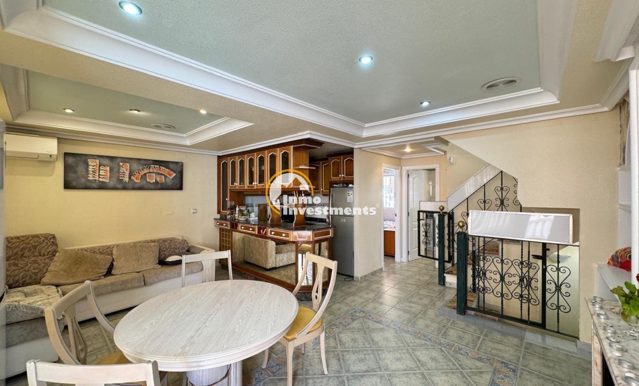 Reventa - Chalet independiente - Guardamar del Segura - Urbanizaciones