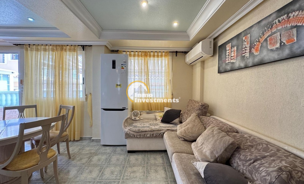 Reventa - Chalet independiente - Guardamar del Segura - Urbanizaciones