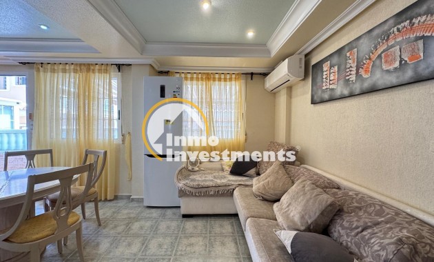 Reventa - Chalet independiente - Guardamar del Segura - Urbanizaciones