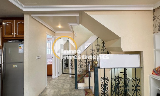 Reventa - Chalet independiente - Guardamar del Segura - Urbanizaciones