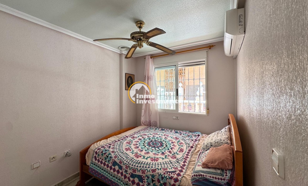 Reventa - Chalet independiente - Guardamar del Segura - Urbanizaciones