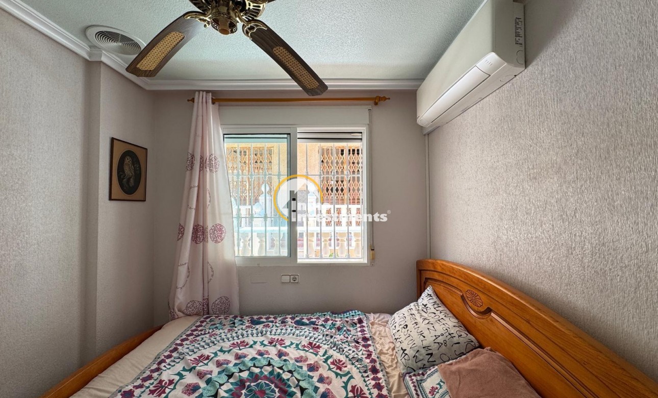 Reventa - Chalet independiente - Guardamar del Segura - Urbanizaciones