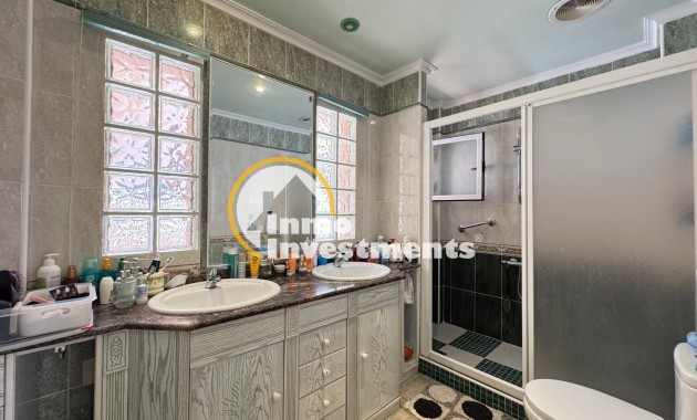 Reventa - Chalet independiente - Guardamar del Segura - Urbanizaciones