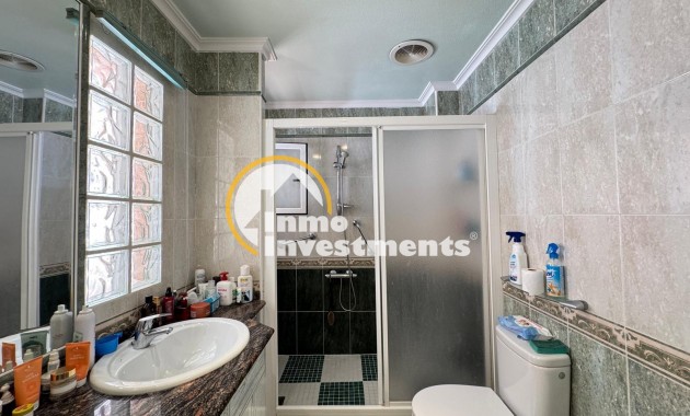 Reventa - Chalet independiente - Guardamar del Segura - Urbanizaciones