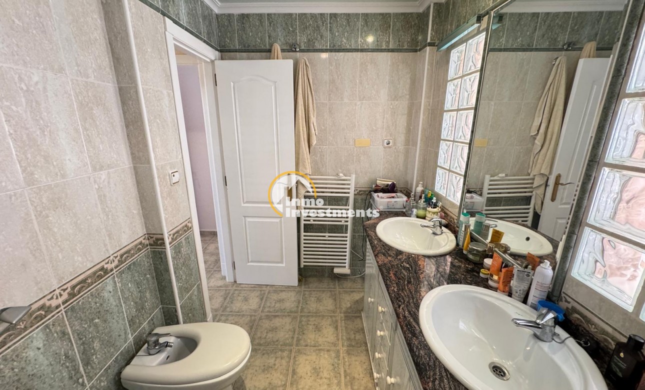 Reventa - Chalet independiente - Guardamar del Segura - Urbanizaciones