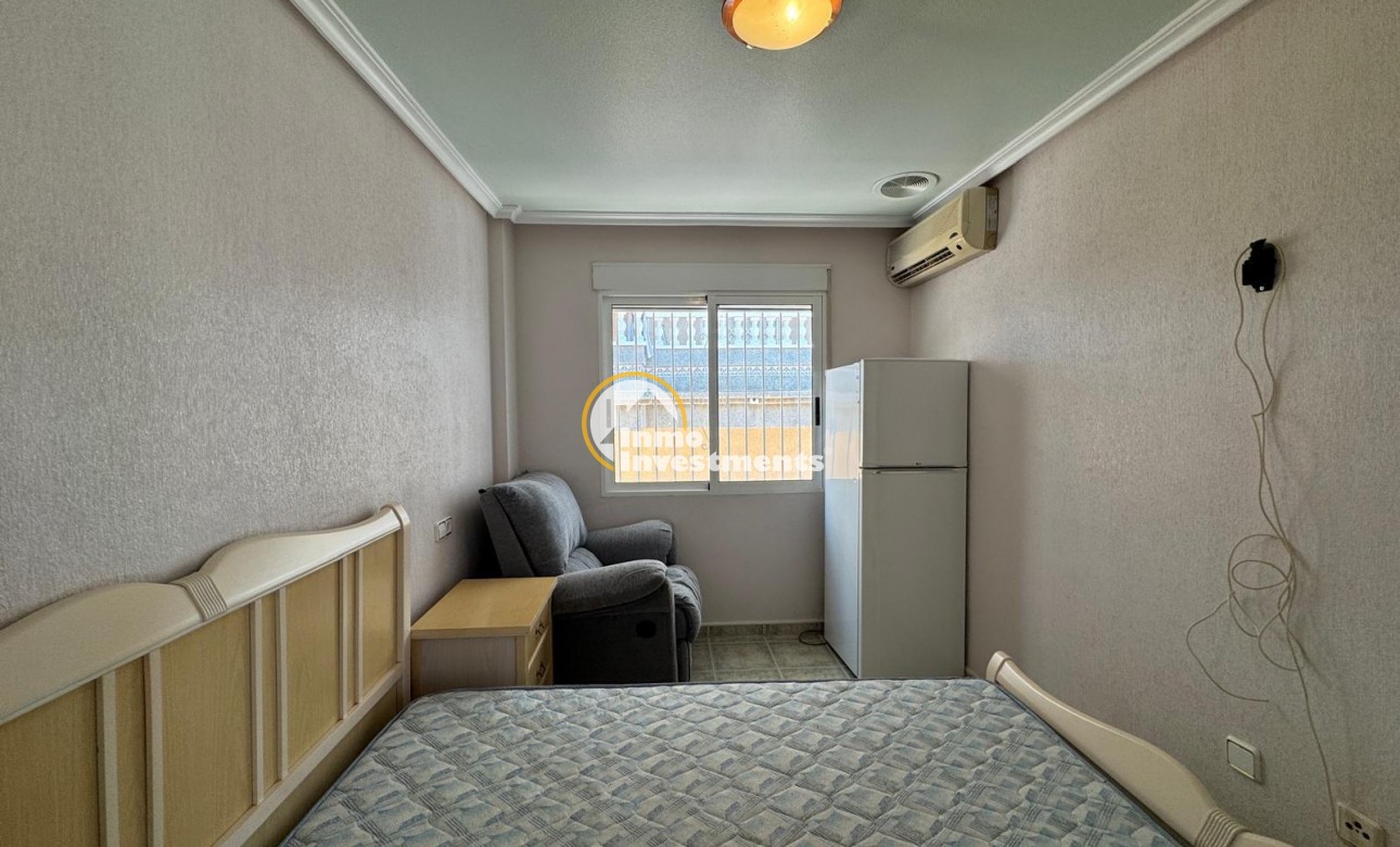 Reventa - Chalet independiente - Guardamar del Segura - Urbanizaciones