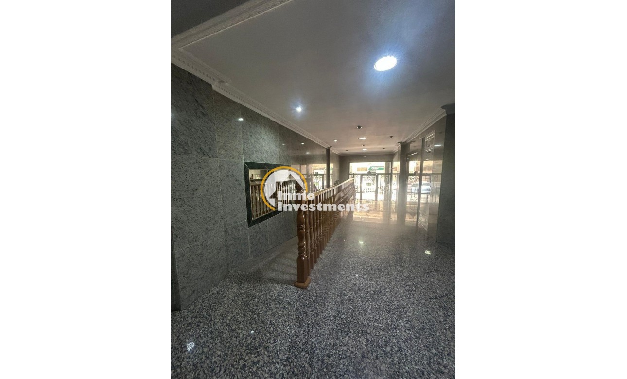 Reventa - Apartamento - Torrevieja - Acequion