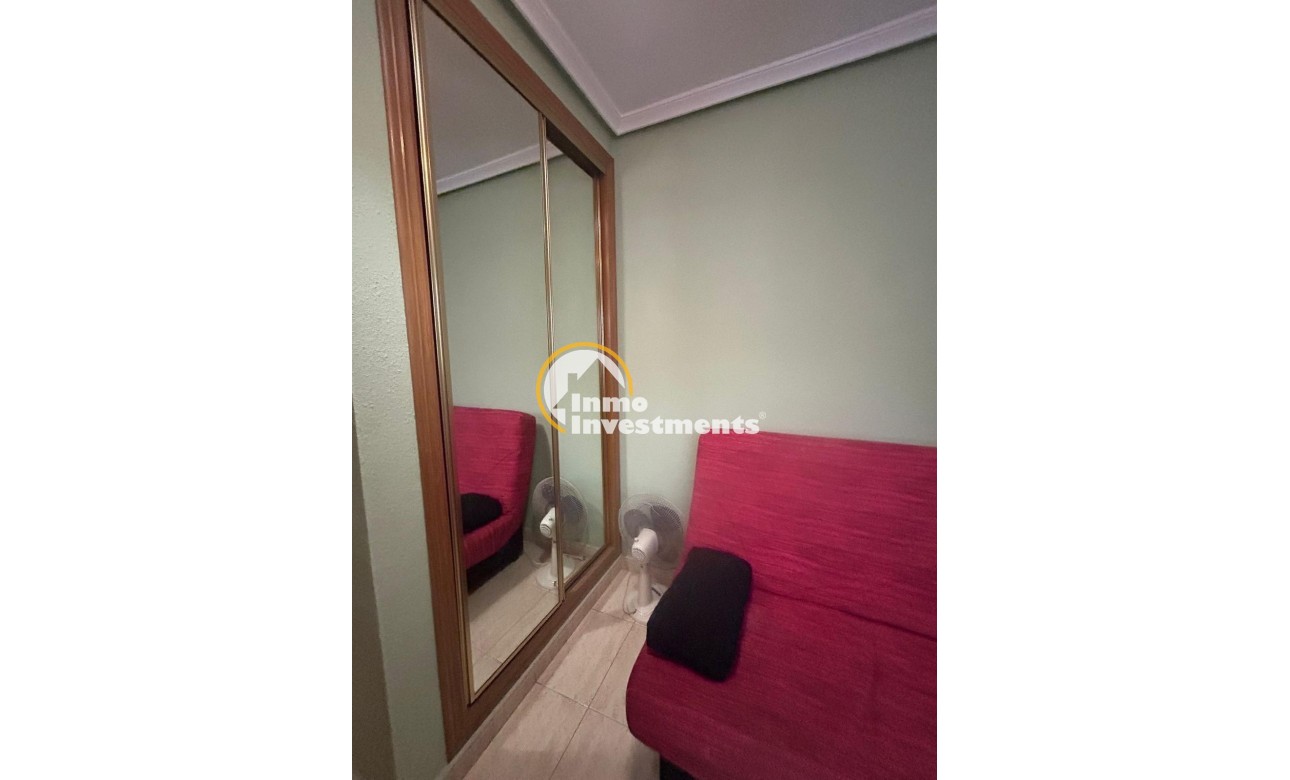 Reventa - Apartamento - Torrevieja - Acequion