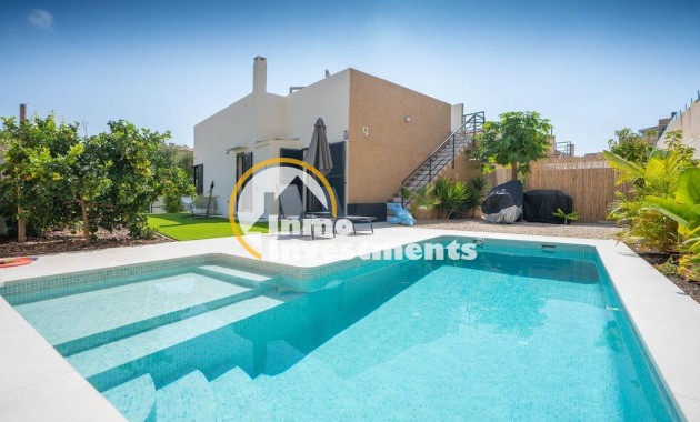 Reventa - Chalet independiente - Orihuela Costa - La Zenia