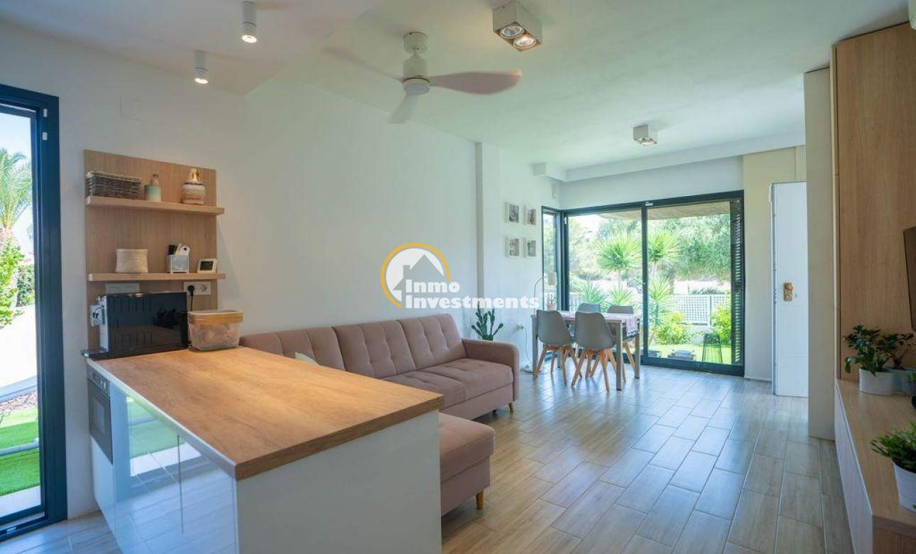 Reventa - Chalet independiente - Orihuela Costa - La Zenia