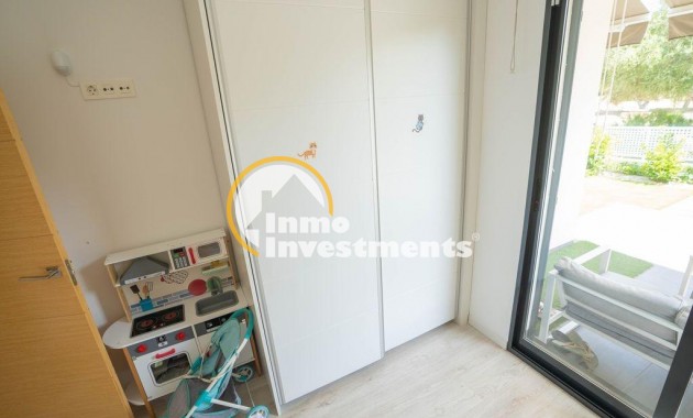 Reventa - Chalet independiente - Orihuela Costa - La Zenia