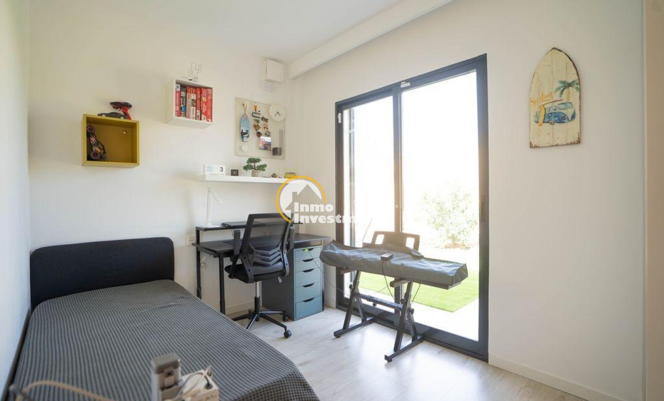 Reventa - Chalet independiente - Orihuela Costa - La Zenia